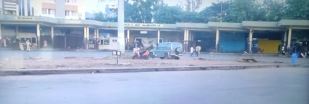 புதுச்சேரியில் முழு அடைப்பு; திமுக கூட்டணி ஆதரவில்லை: அதிமுக மாநில செயலாளர் அன்பழகன் திடீர் கைது