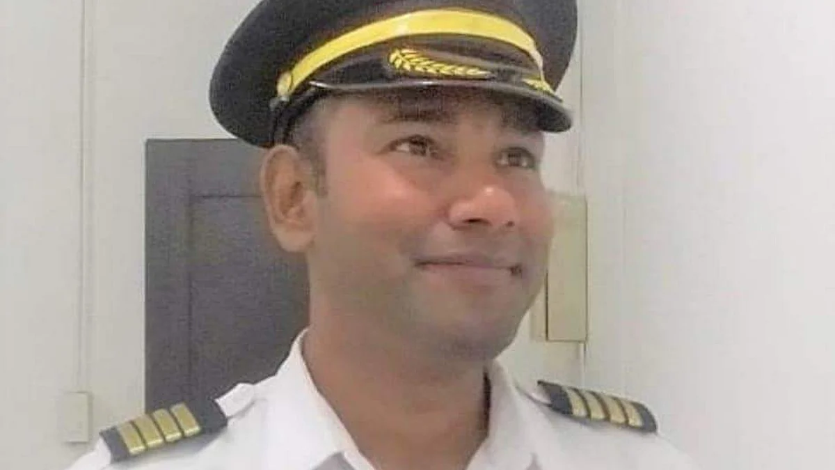 உலகக்கோப்பை கால்பந்து பற்றி துல்லிய கணிப்பு:
புதுக்கோட்டை விமானிக்கு குவியும் பாராட்டு!