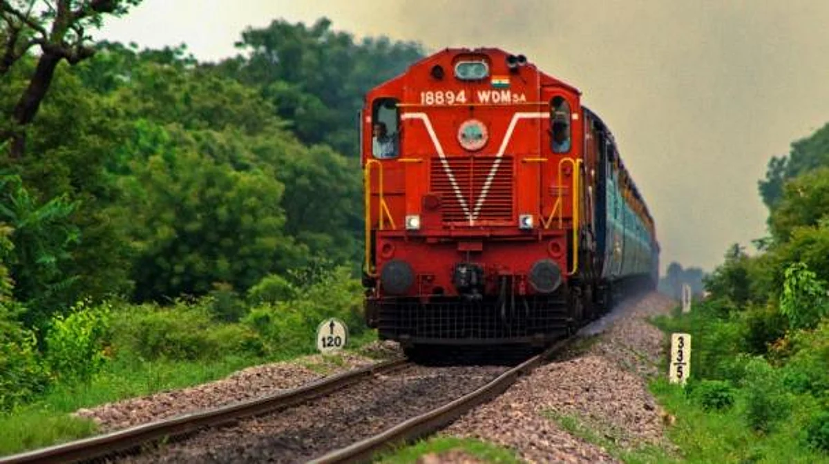 ஏ.சி கோச்சில் இடம் தருவதாக ஆசைகாட்டிய டிடிஇ: ஓடும் ரயிலில் ஜெர்மன் பெண்ணுக்கு நடந்த கொடுமை