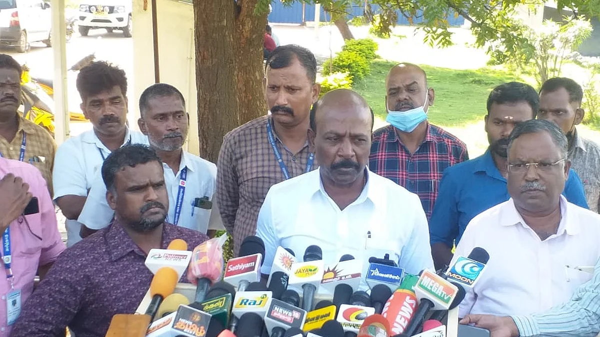 ரத்தத்தில் ஓவியம் வரைவதால் நோய் பரவும் அபாயம்: எச்சரிக்கும் அமைச்சர் மா.சுப்பிரமணியன்