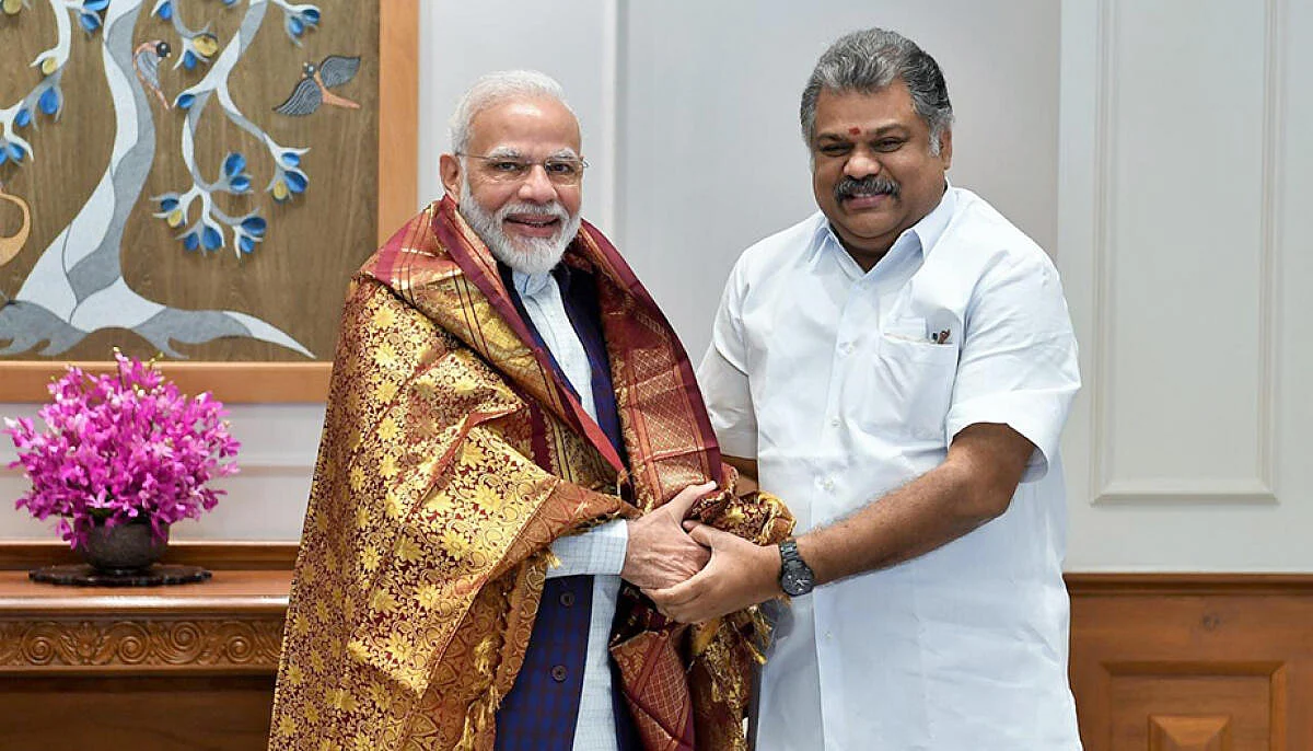 பாஜகவில் இணையும் வாசன்... இரண்டாவது முறையாக கரையும் தமாகா!