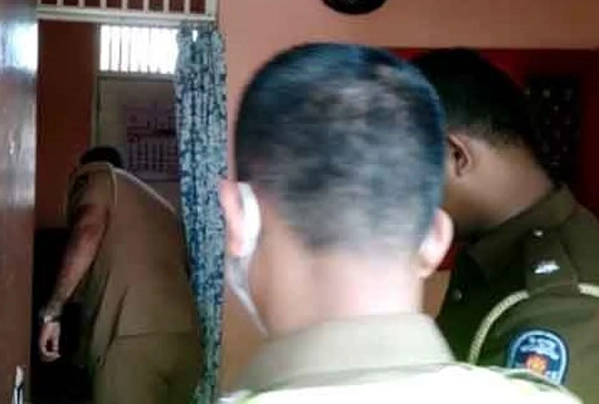 மனைவியைக் கொலை செய்த கணவர்: கையை அறுத்துக் கொண்டு மாடியில் இருந்து குதித்தார்