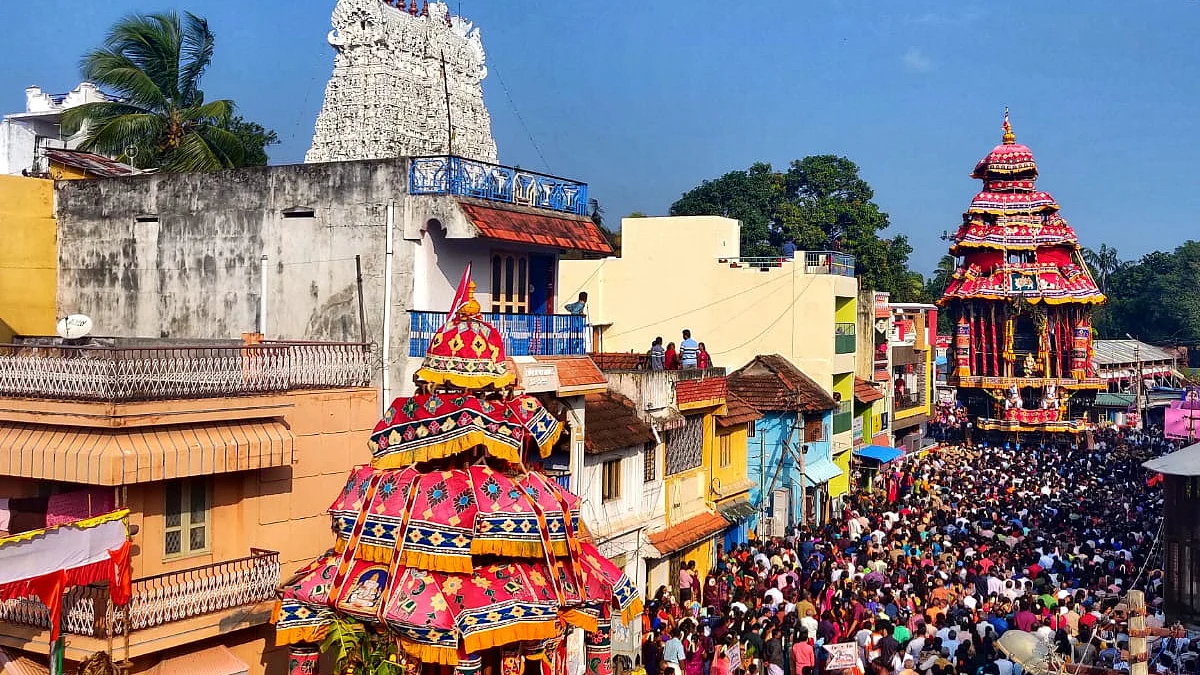 சுசீந்திரம் மார்கழித் திருவிழா தேரோட்டம்: ஆயிரக்கணக்கான பக்தர்கள் தரிசனம்