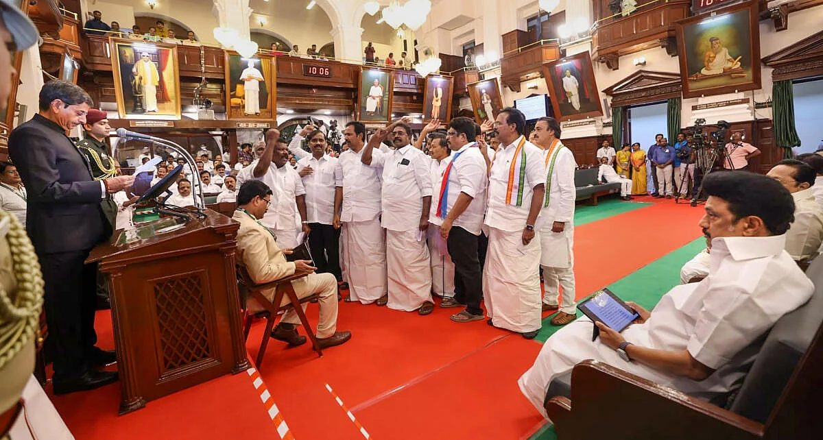 ஆளுநர் உரை விவகாரம்: ஆதாயம் யாருக்கு... சேதாரம் யாருக்கு?