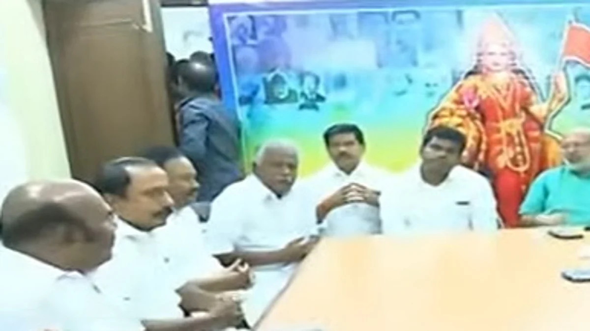 அண்ணாமலையுடன் ஈபிஎஸ் அணியினர் சந்திப்பு: ஆதரவு அளிக்குமா பாஜக?