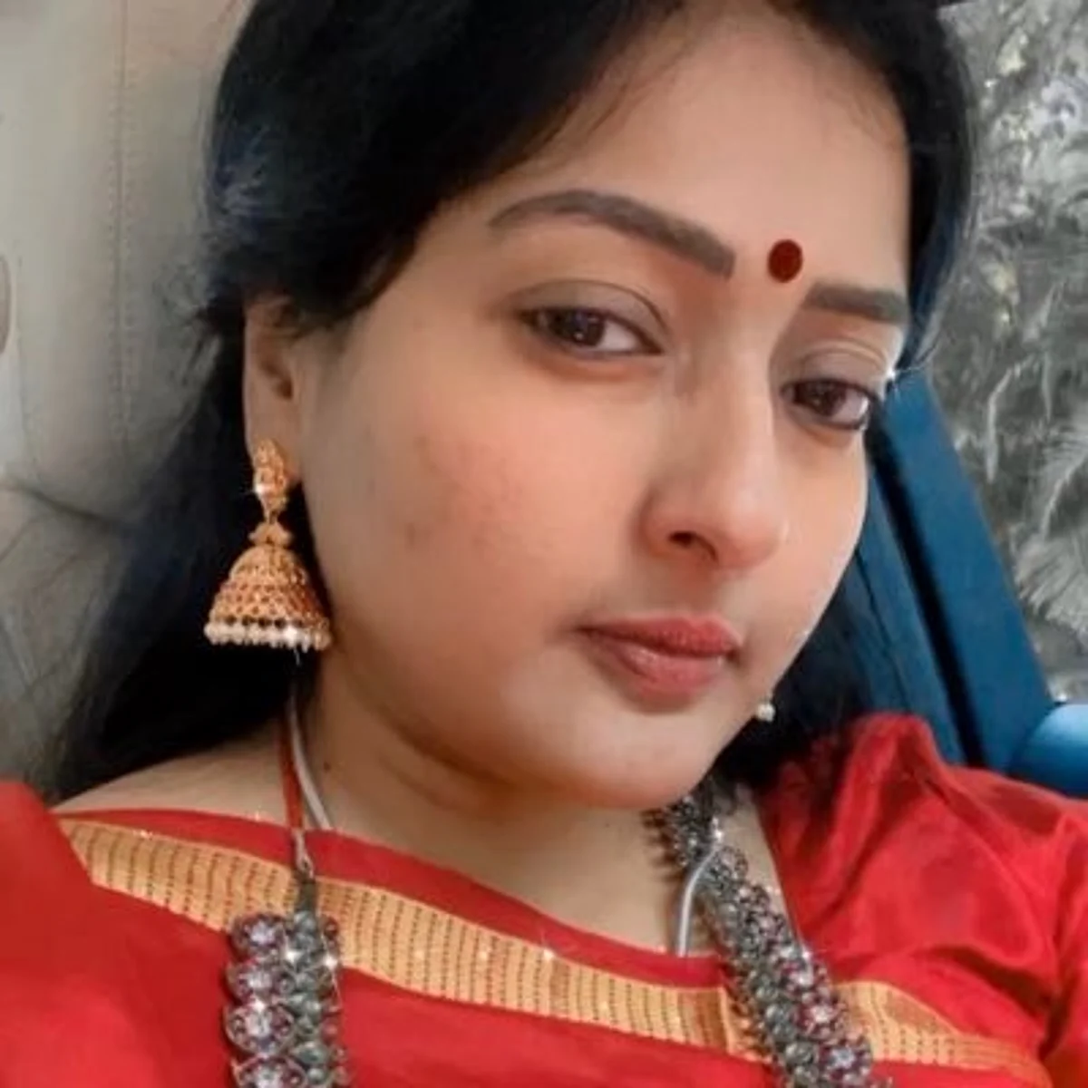 `என் உயிர் போனாலும் செய்வேன்'- பாஜகவுக்கு எதிராக களமிறங்குகிறார் நடிகை காயத்ரி ரகுராம்!