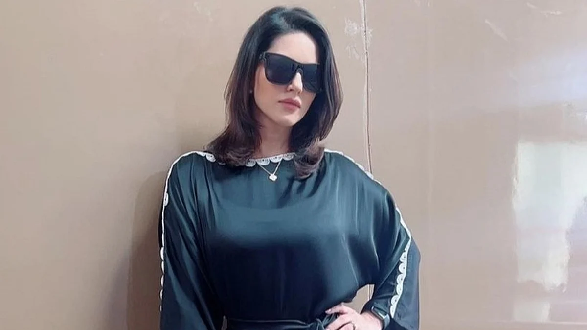 சன்னி லியோன் உதட்டுக் காயத்தில் ஒளிந்திருக்கும் பாடம் என்ன?