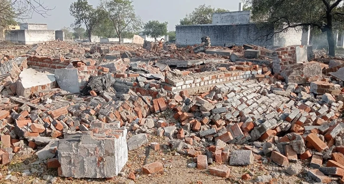 சாத்தூர் வெடி விபத்தில் தரைமட்டமான 8 அறைகள்; பெண் தொழிலாளி பலி: 6 பேருக்கு தீவிர சிகிச்சை