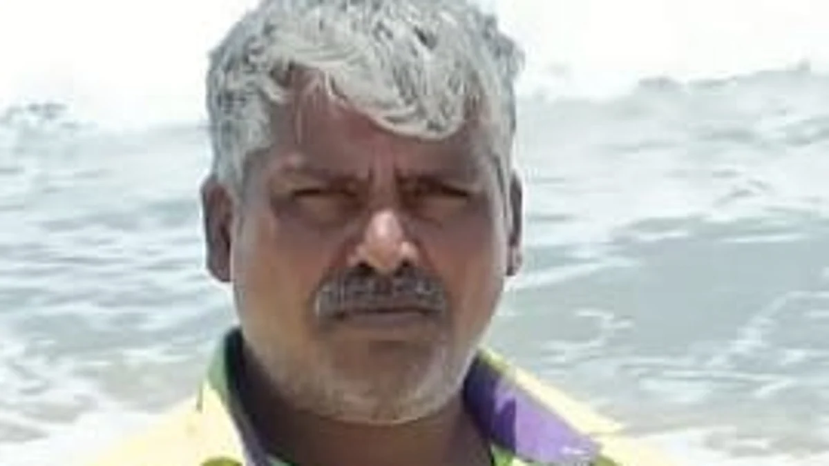 எரித்துக்கொல்லப்பட்ட லோடு ஆட்டோ டிரைவர் ரவி