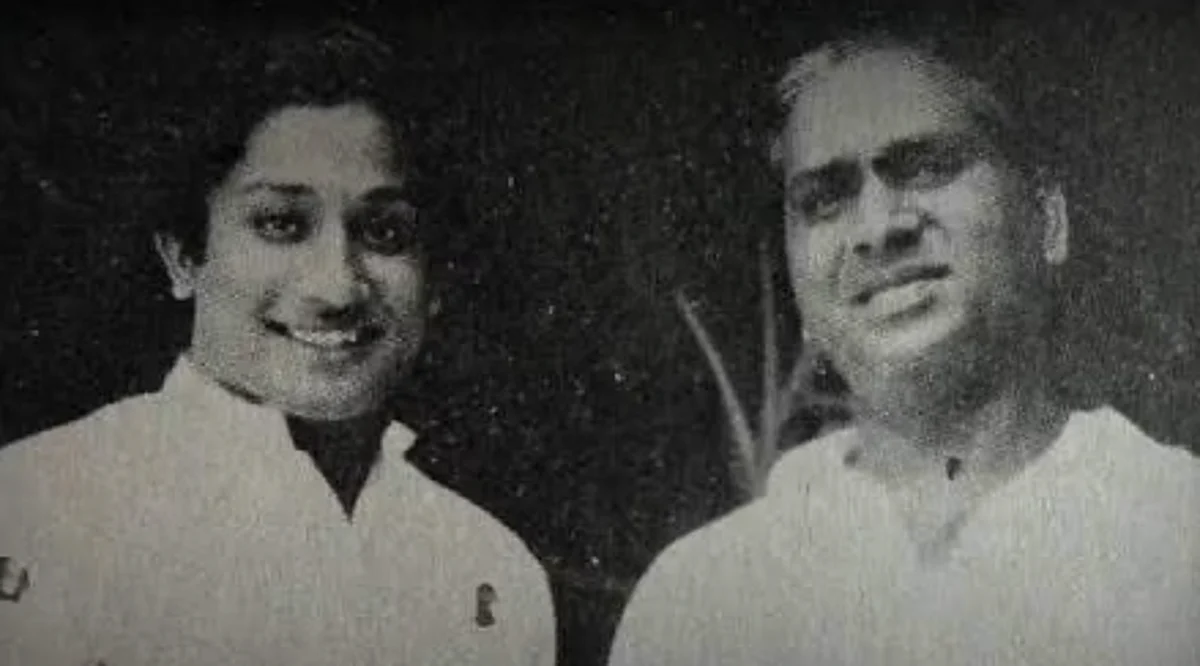 பெருமாள் முதலியாருடன் சிவாஜி கணேசன்