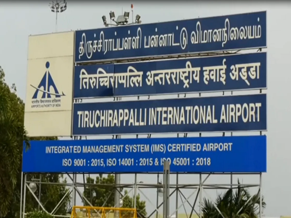 திருச்சி விமான நிலையத்தில் 74,19,000 அமெரிக்க டாலர்கள் பறிமுதல்: சட்டவிரோத செயல்களுக்காக கொண்டு வரப்பட்டதா?