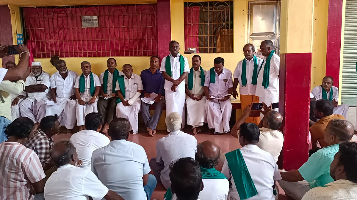 வீராணம் நிலக்கரி திட்டத்துக்கு எதிர்ப்பு - கோட்டை முன்பு உண்ணாவிரதம்: விவசாயிகள் போராட்ட அறிவிப்பு