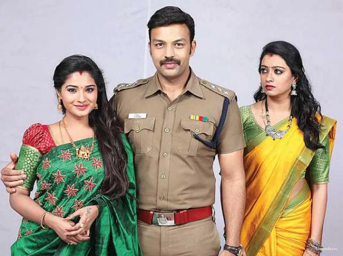சின்னத்திரை: செஞ்சுரி அடிச்சாச்சு...
