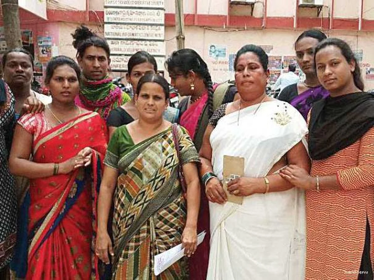 மூன்றாம் பாலினத்தவர் வாழ்வில் நம்பிக்கை ஒளிக்கீற்று