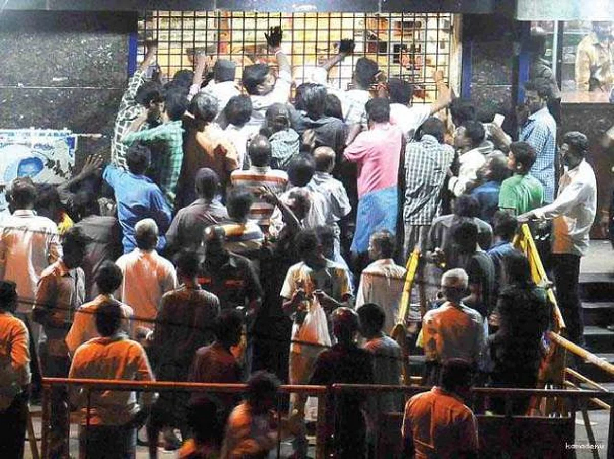 கொலைகார டாஸ்மாக்- தமிழக ஆட்சியாளர்கள் திருந்துவது எப்போது?