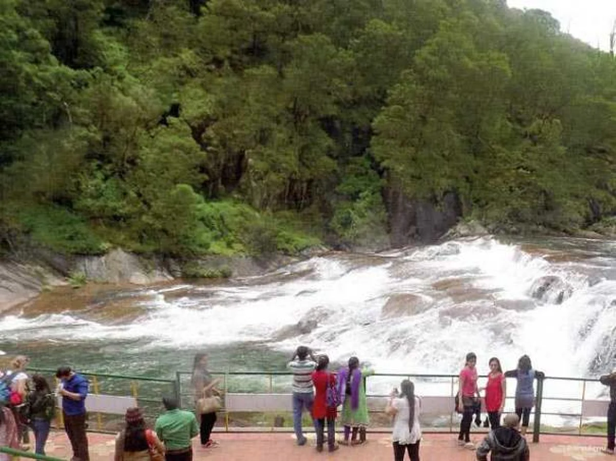 சுற்றுலா செல்கிறீர்களா?- அறிந்துகொள்ள ஆயிரம் இருக்கிறது!
