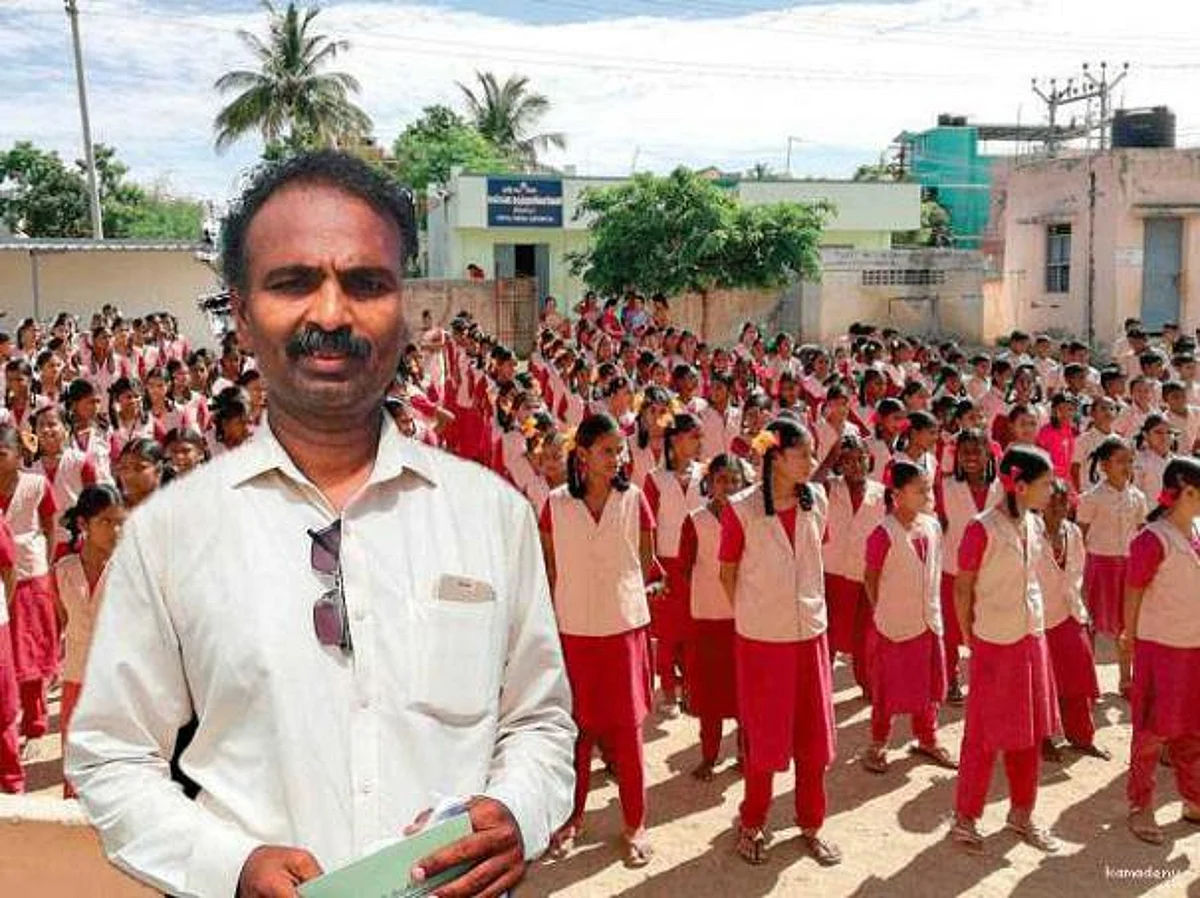குழந்தைகளே வாருங்கள் அரசுப் பள்ளிக்கு!- அழைக்கிறார் அரசுப் பள்ளி தூதுவர்!