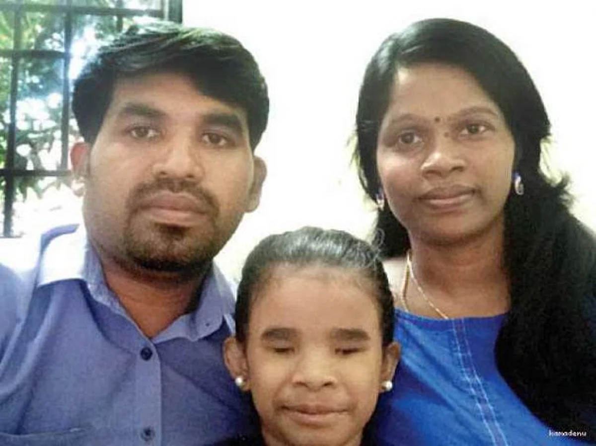 அப்பா... அப்பா... மியூசிக்..!- சாதனைப் படிக்கட்டில் ‘சரிகமப’ சஹானா!