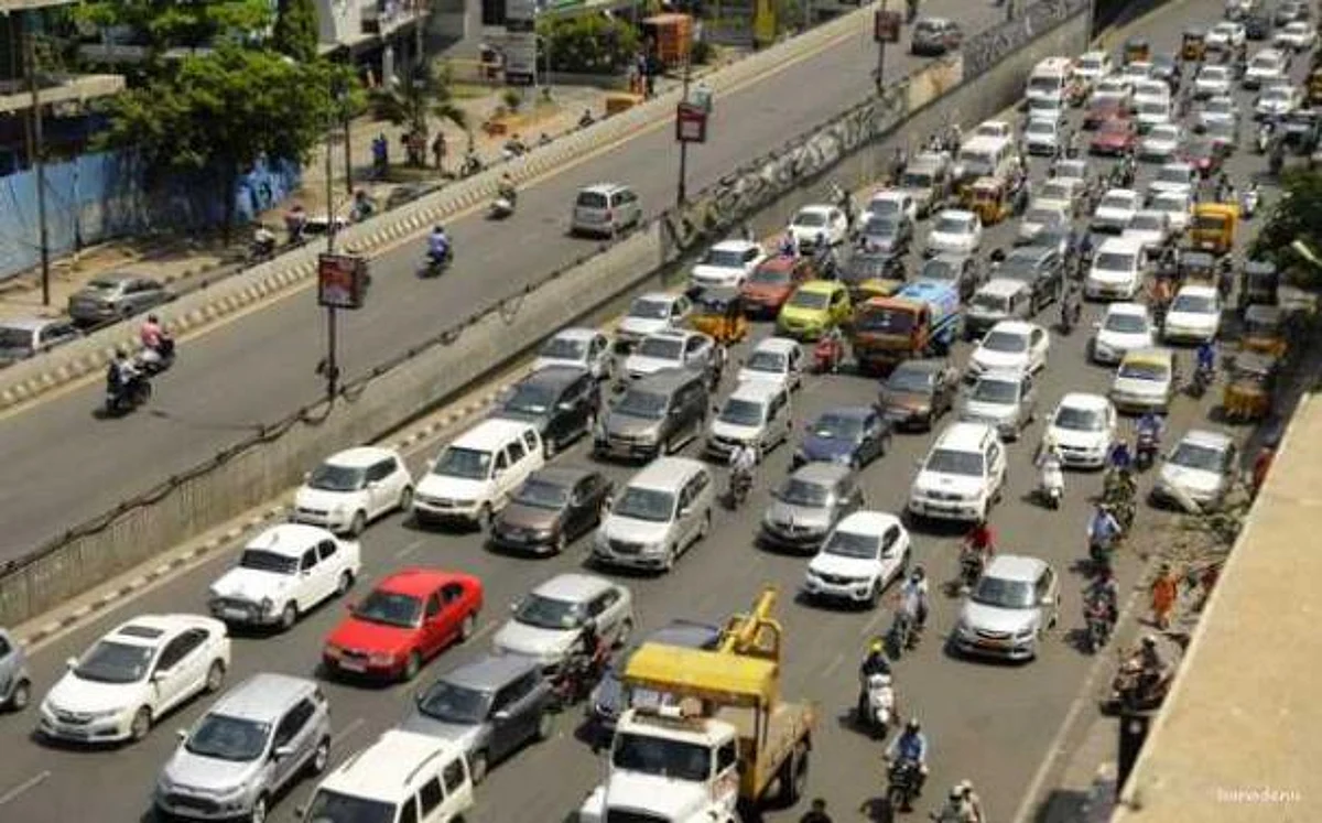 மோட்டார் வாகனச் சட்டத்தில் மாற்றம் வேண்டும்!
