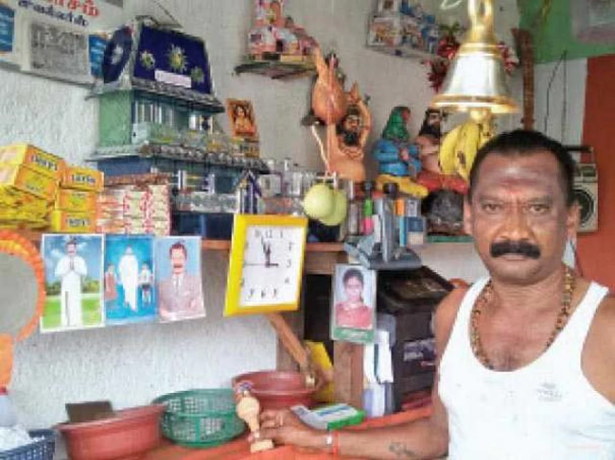 ஒரு நாள் காமராஜர்... இன்னொரு நாள் கருணாநிதி!- சூடக்கடை சுகுமாறனின் மல்டி பெர்சனாலிட்டி!