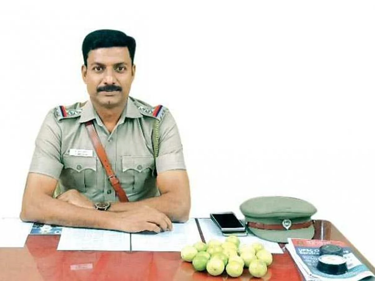 காவல் ( துப்புரவு ) ஆய்வாளர் அம்பேத்கர்!