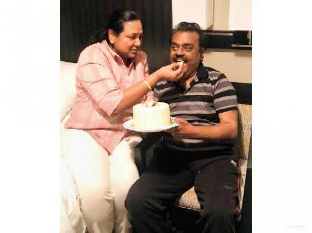 பழைய கம்பீரத்துடன் வரட்டும்