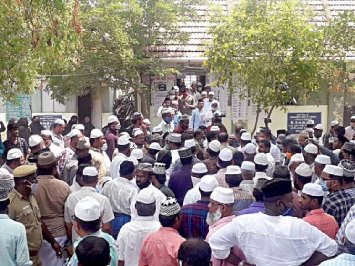 எட்டுத் திக்கும் ‘கவனிப்பு’கள்!- கடைசி இரண்டு நாட்களில் நடந்தது என்ன?