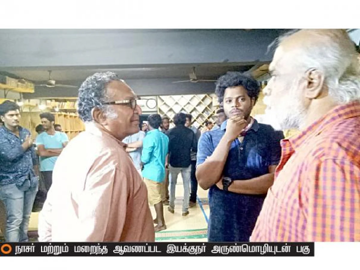 அன்பு ஒண்ணுதான் அனாதையா... ஆதரவற்ற ஜீவன்களுக்கு இறுதி மரியாதை செய்யும் கலைக்குழு!