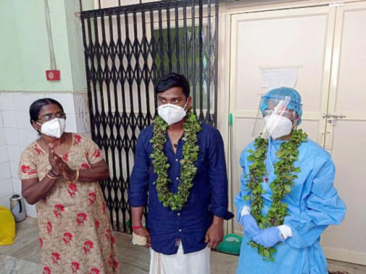 கரோனா வார்டில் டும்...டும்...டும்!- மலையாள தேசத்தில் ஒரு மறக்க முடியாத திருமணம்