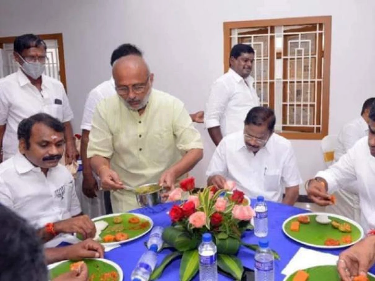 முருகனுக்கு சிபிஆர் விருந்து வைத்த ரகசியம்?
