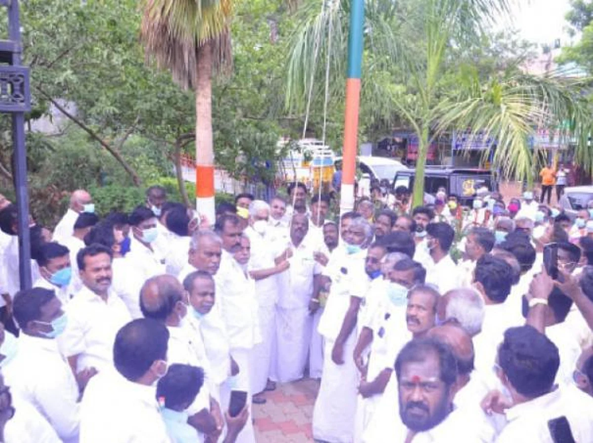 சபாஷ்... சரியான போட்டி