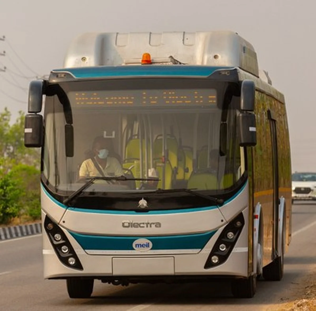 BEST signs contract with Olectra to run 2,100 e-buses in Mumbai