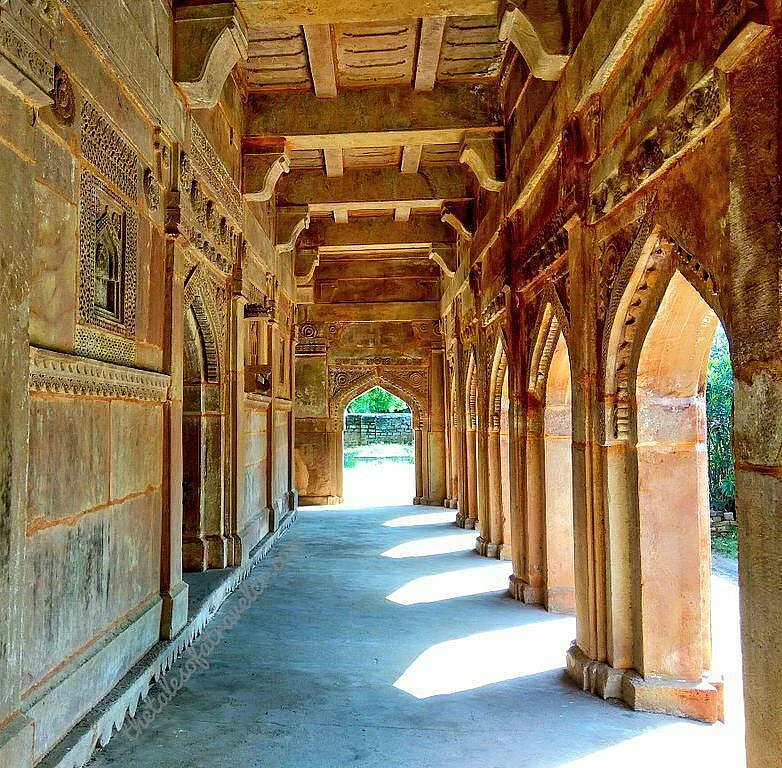 चुनार फोर्ट (Chunar Fort)