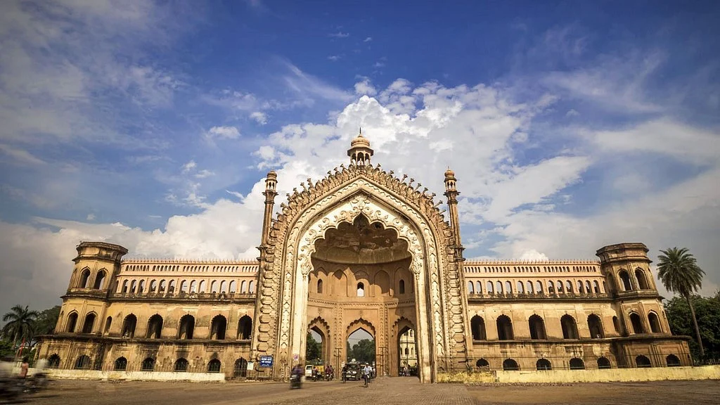 लखनऊ रूमी दरवाज़ा