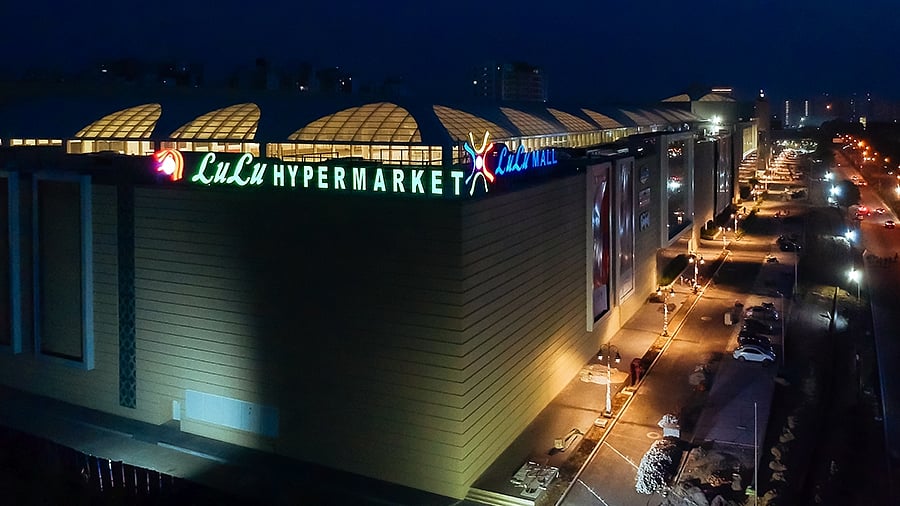 Lucknow's favourite shopping haven, LuLu Hypermarket set to bring Super Friday for super savings!
