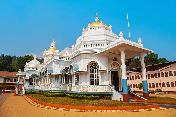 शांतादुर्गा' मंदिर
