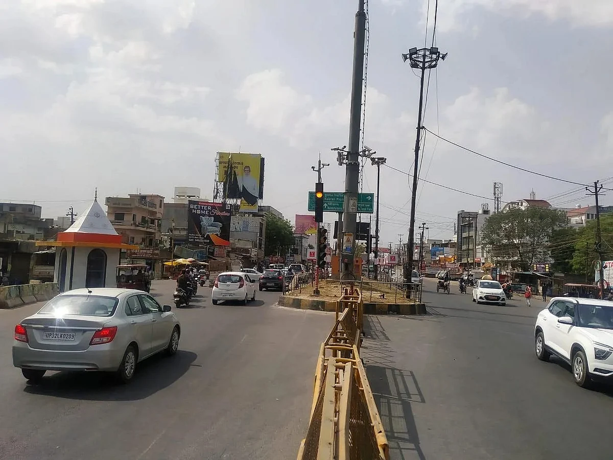 खुर्रमनगर चौराहा