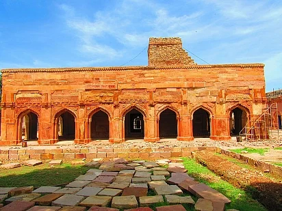चुनार फोर्ट (Chunar Fort)