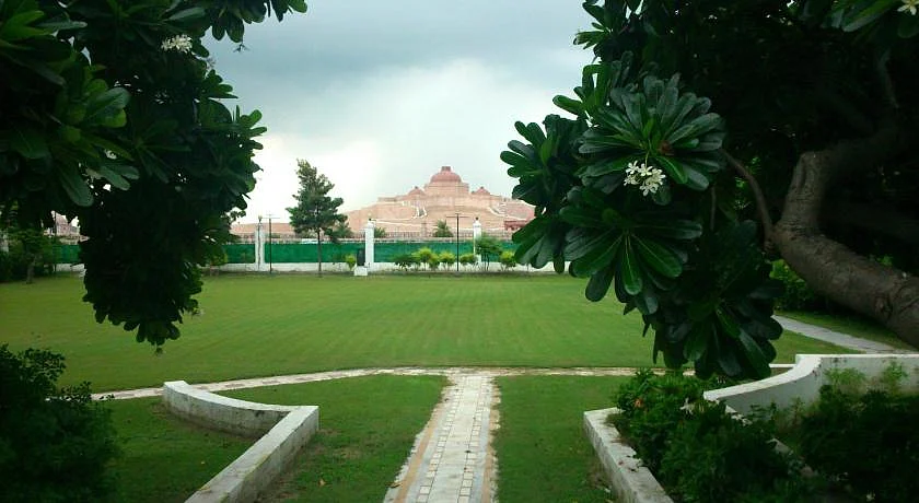 फ्लावर गार्डन