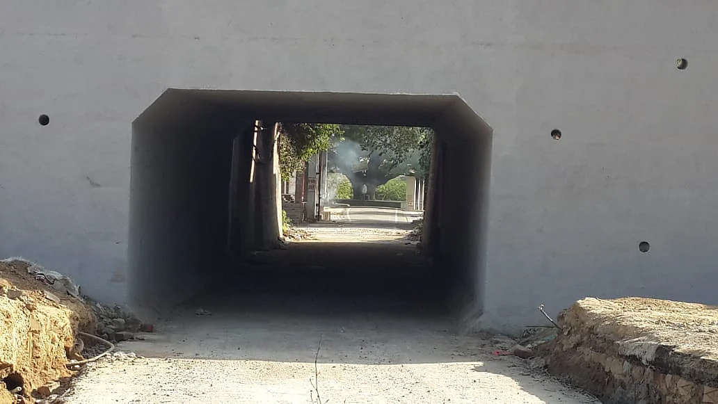 Old underpass below the Pipraghat Bridge