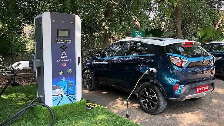 Tata Power installs 150 EV charging stations in Mumbai