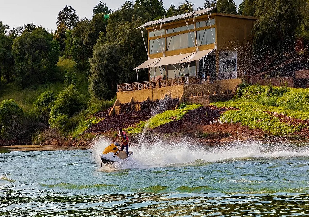 80 km away from Indore, Sailani Island is a tranquil escape from city life!