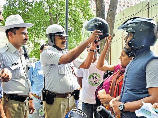 Goa Transport department makes ISI helmets mandatory for rentabike