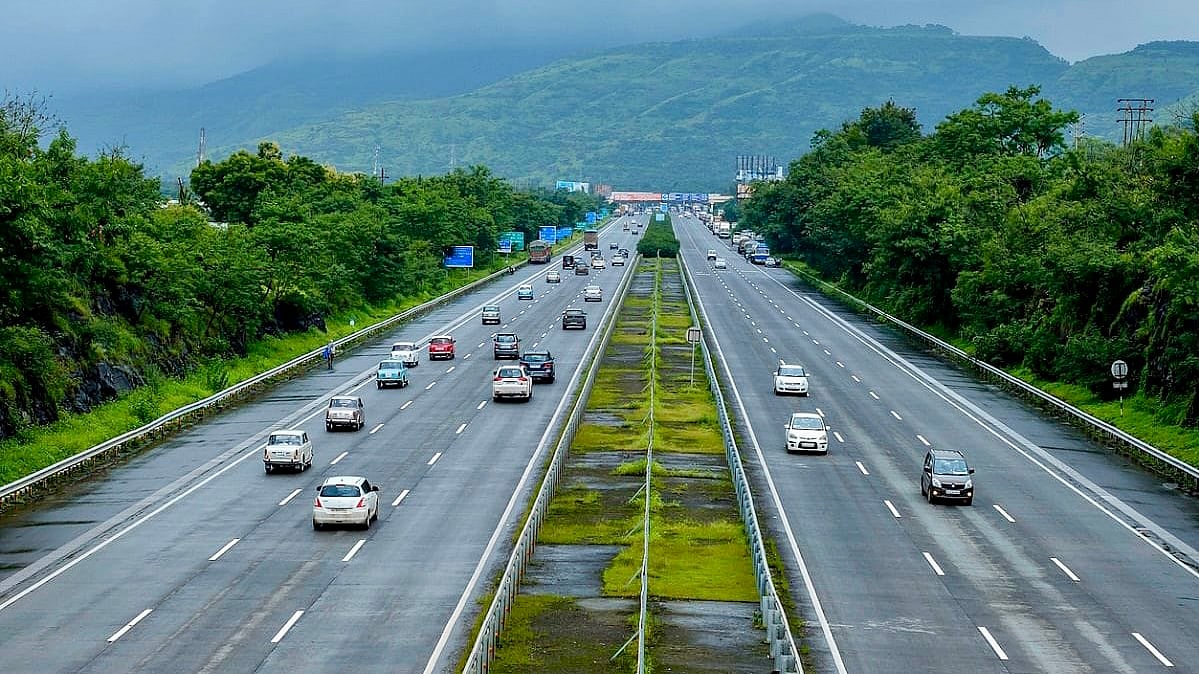 NHAI is all set to build a new Bengaluru-Pune Expressway passing via 12  districts