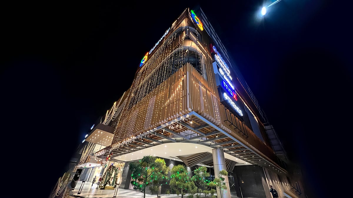 Shalimar Gateway Mall is here to add Merry to your Christmas celebrations in Lucknow!