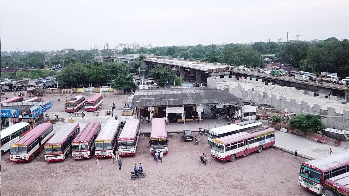 Kaiserbagh bus stand Lucknow