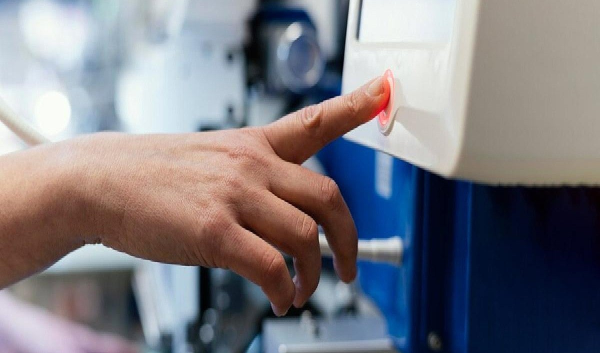 April 24 News Sachin honored by SCG on his b'day, India's first