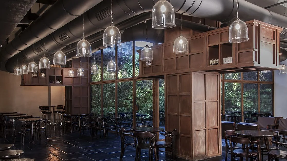 Java+: Where coffee house culture and European charm blend perfectly in ...