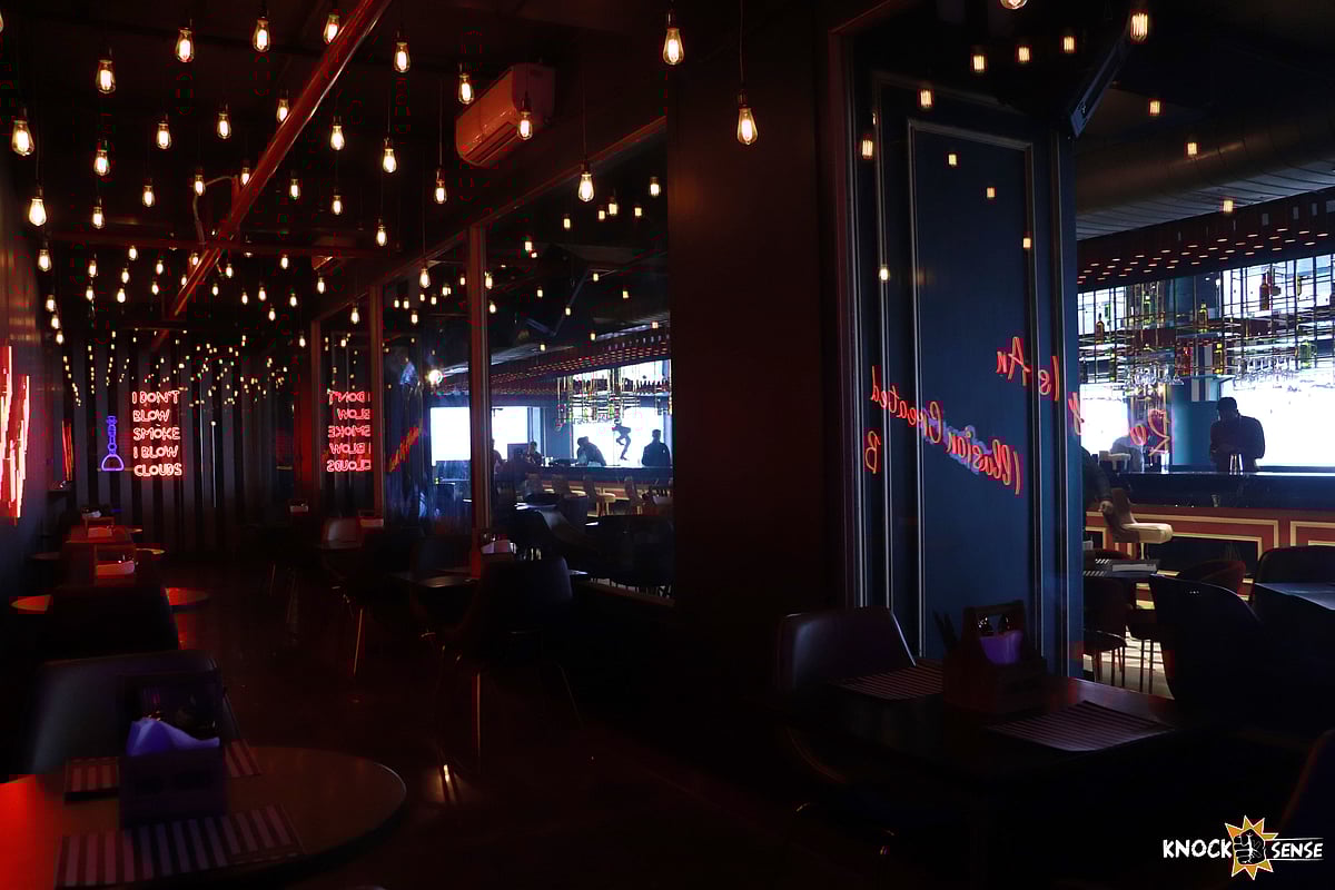sky-bar-lucknow