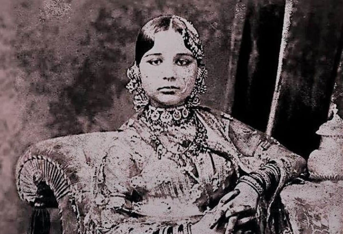 An example of strength & resolve: Begum Hazrat Mahal, the only female ...
